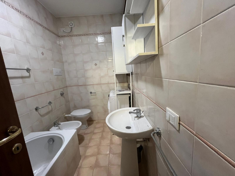 Immagine 10 di Appartamento in affitto  in via Piovese a Padova