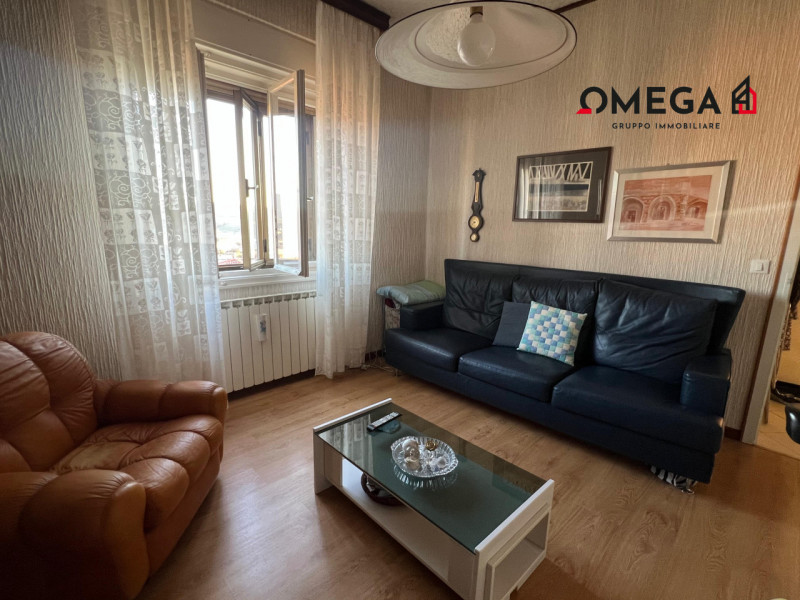 Immagine 15 di Appartamento in vendita  in via Dante Vaglieri 10 a Trieste