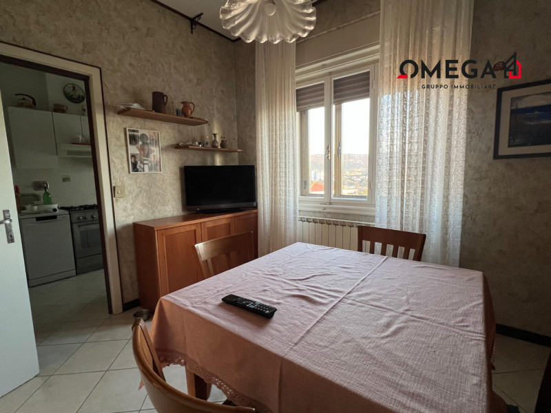 Immagine 19 di Appartamento in vendita  in via Dante Vaglieri 10 a Trieste