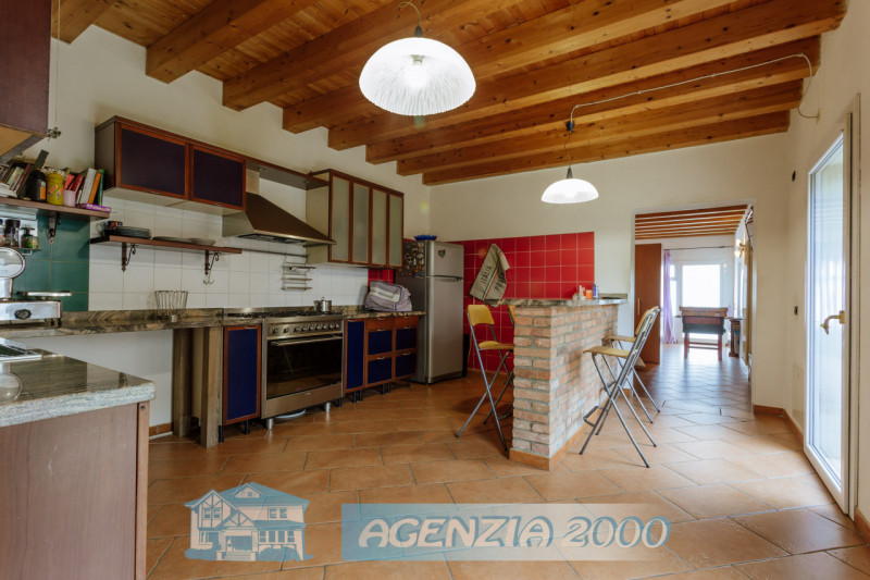 Immagine 26 di Casa bifamiliare in vendita  in via olmo 67 a Tribano