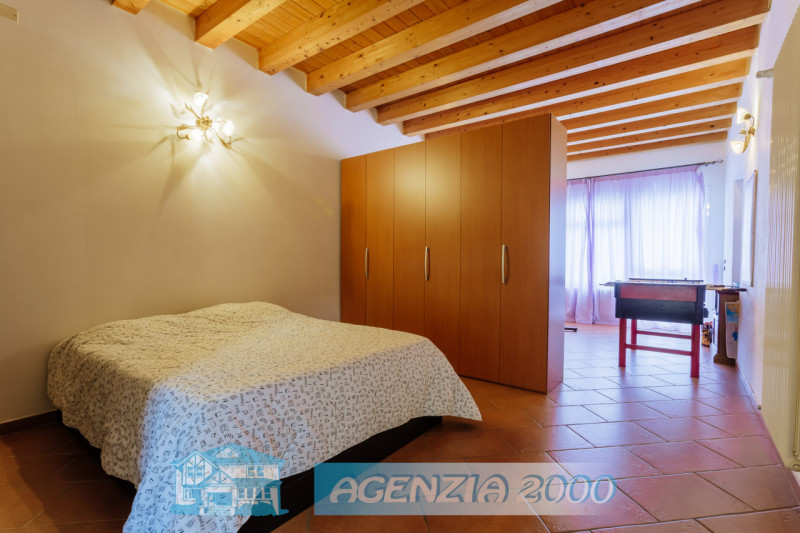 Immagine 30 di Casa bifamiliare in vendita  in via olmo 67 a Tribano