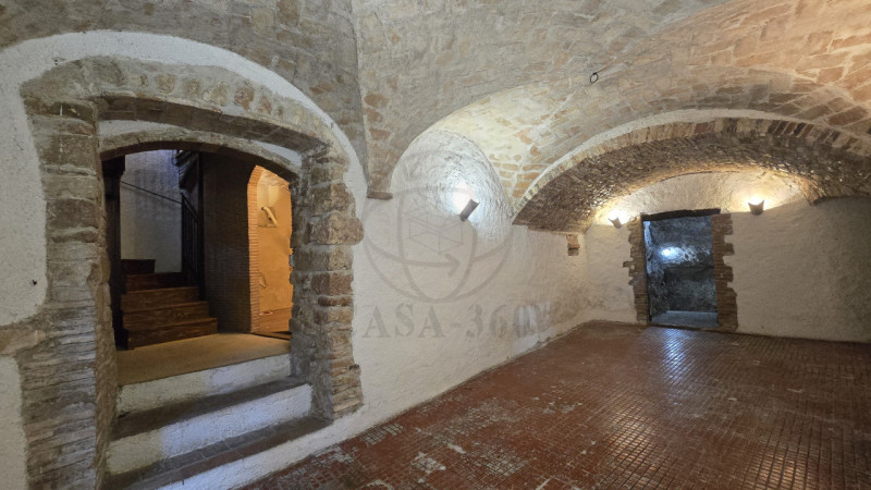 Immagine 10 di Attività commerciale in vendita  in VICO DEL SACRAMENTO, 2 a Stroncone