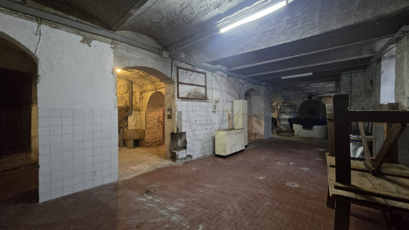 Immagine 11 di Attività commerciale in vendita  in VICO DEL SACRAMENTO, 2 a Stroncone