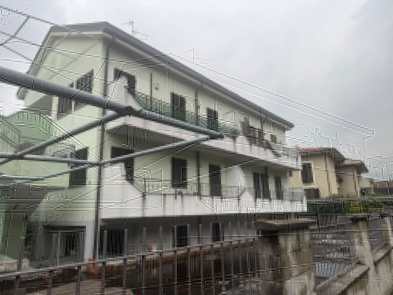 Immagine 2 di Garage in vendita  in Via Monte Barro a Monza