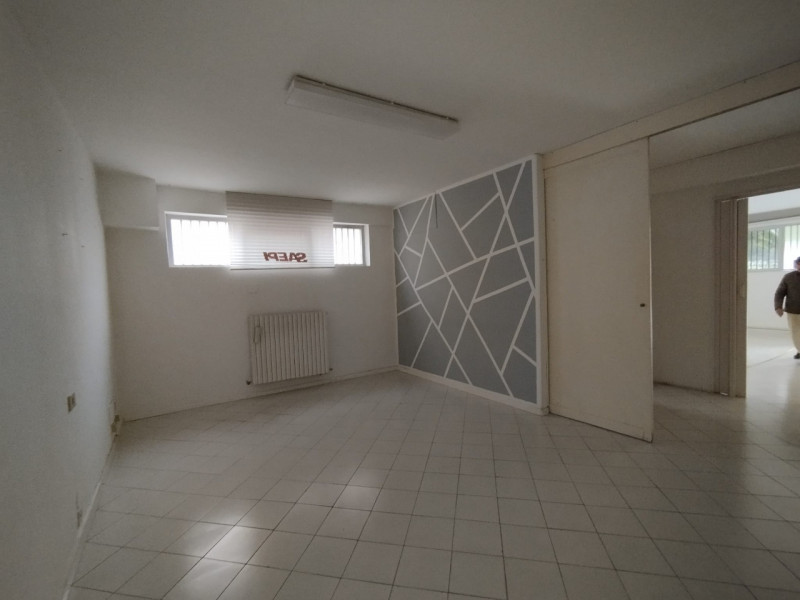 Immagine 7 di Ufficio in affitto  in Via Renato Paolini a Pescara