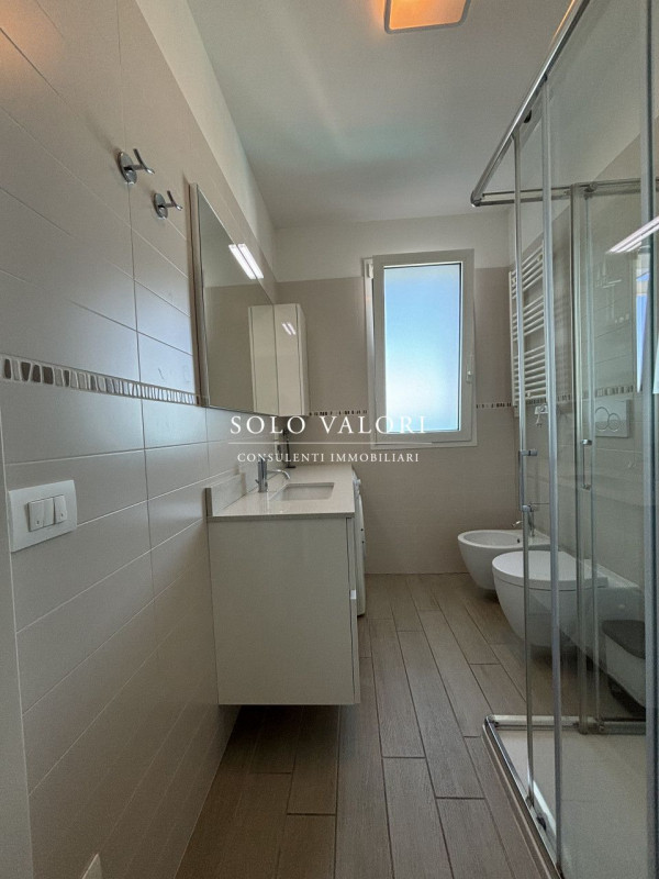 Immagine 8 di Attico in vendita  in Piazza Brescia a Jesolo