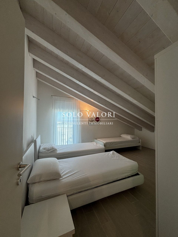 Immagine 12 di Attico in vendita  in Piazza Brescia a Jesolo