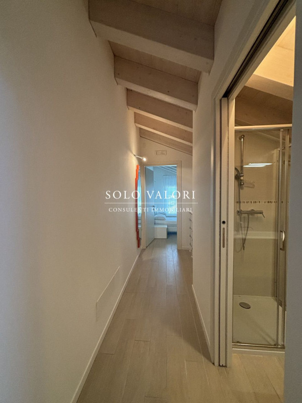 Immagine 14 di Attico in vendita  in Piazza Brescia a Jesolo