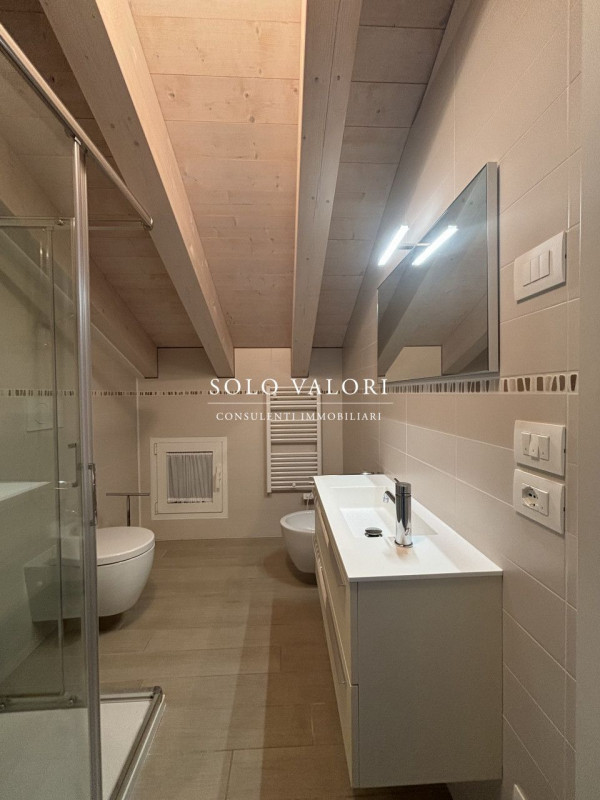 Immagine 17 di Attico in vendita  in Piazza Brescia a Jesolo