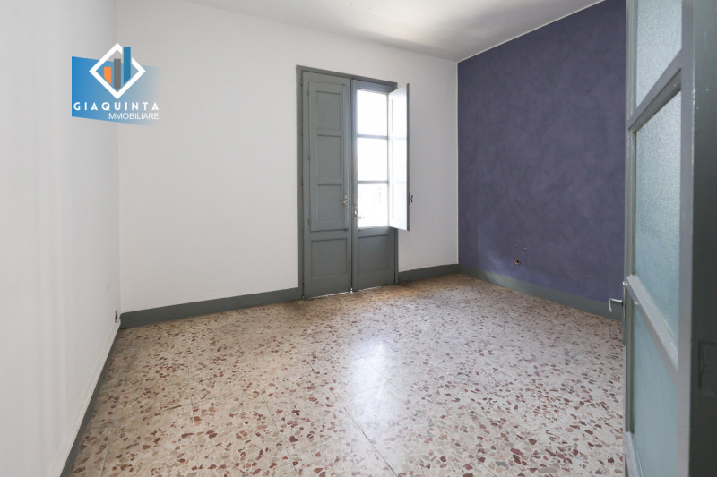 Immagine 6 di Appartamento in vendita  in Via Amedeo Duca d'Aosta a Palagonia