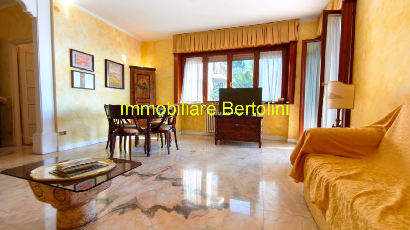 Immagine 5 di Appartamento in vendita  in OSPEDALETTI SUL MARE a Ospedaletti