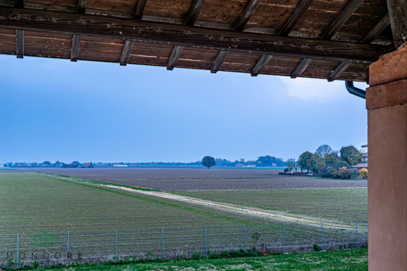 Immagine 6 di Rustico / casale in vendita  in VIA MEDESANO 2 a Castel Guelfo Di Bologna