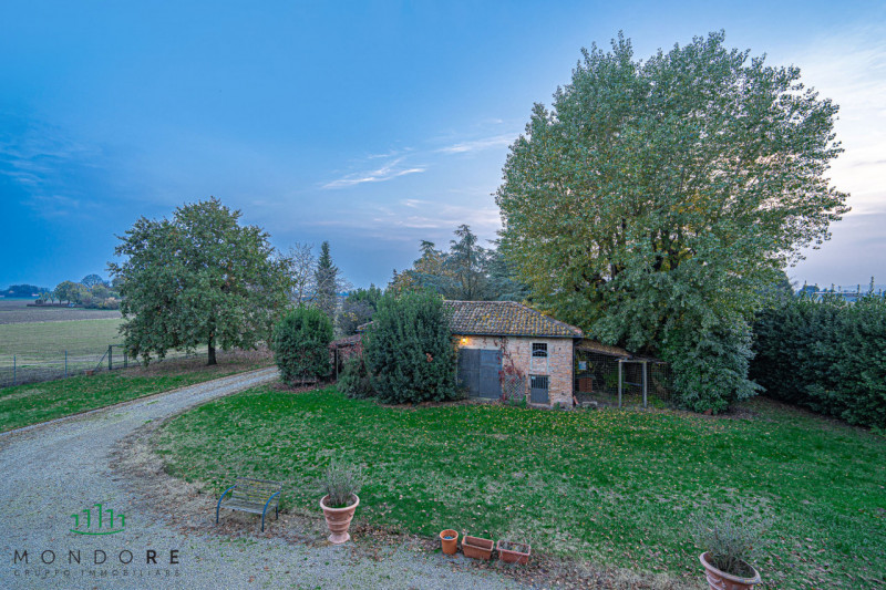 Immagine 30 di Rustico / casale in vendita  in VIA MEDESANO 2 a Castel Guelfo Di Bologna