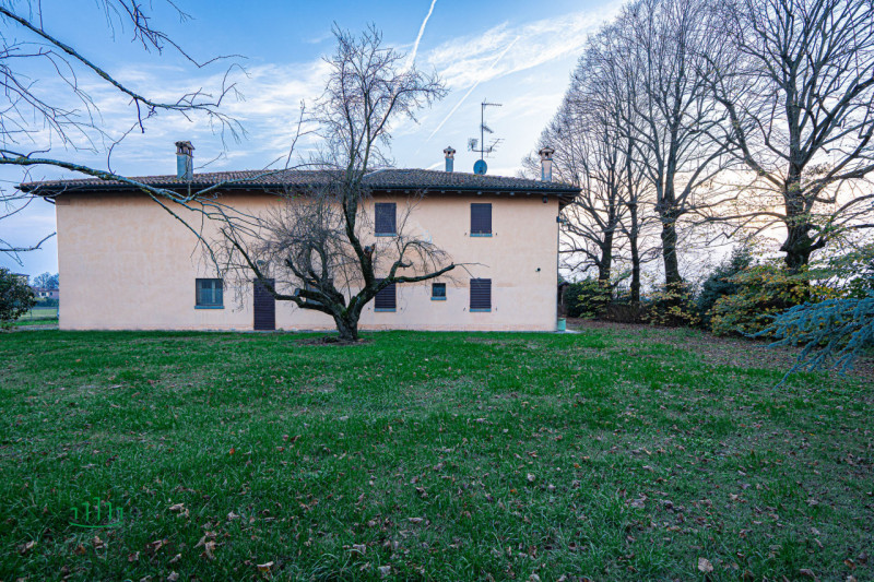 Immagine 35 di Rustico / casale in vendita  in VIA MEDESANO 2 a Castel Guelfo Di Bologna