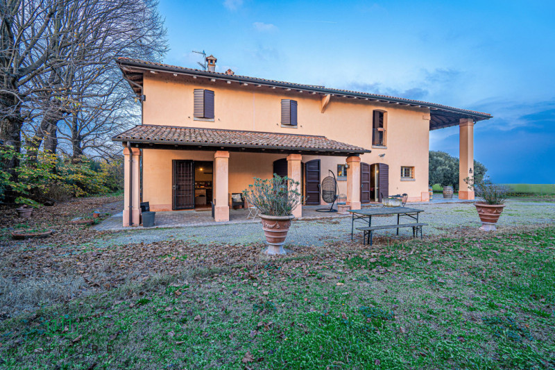 Immagine 43 di Rustico / casale in vendita  in VIA MEDESANO 2 a Castel Guelfo Di Bologna