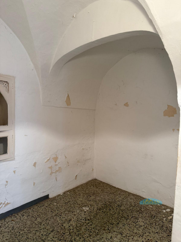 Immagine 4 di Casa indipendente in vendita  in Via Giacomo Veneziani a Ceglie Messapico