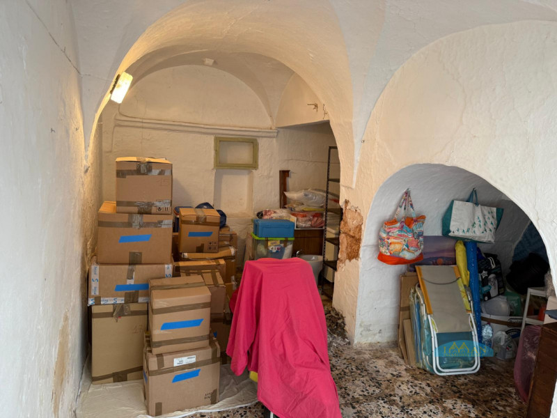 Immagine 12 di Casa indipendente in vendita  in Via Giacomo Veneziani a Ceglie Messapico