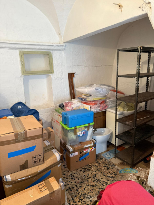 Immagine 15 di Casa indipendente in vendita  in Via Giacomo Veneziani a Ceglie Messapico