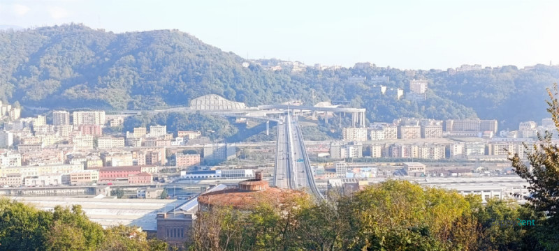 Immagine 17 di Appartamento in affitto  in Via Paradiso a Genova
