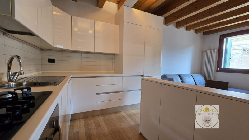 Immagine 9 di Appartamento in vendita  in Via Settabile a Este