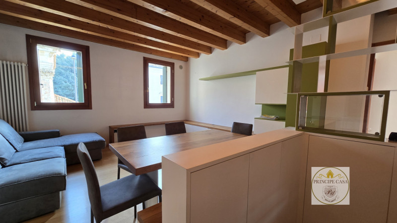 Immagine 10 di Appartamento in vendita  in Via Settabile a Este