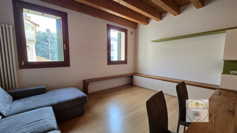 Immagine 11 di Appartamento in vendita  in Via Settabile a Este