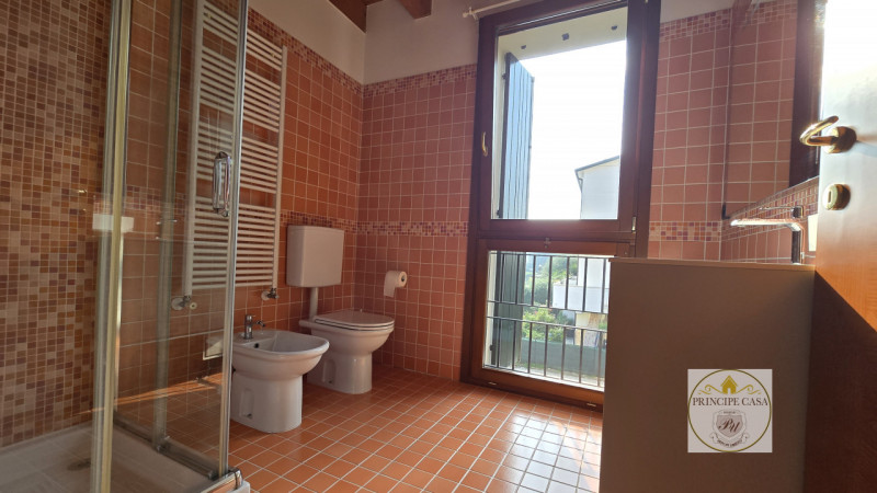 Immagine 16 di Appartamento in vendita  in Via Settabile a Este