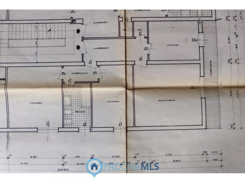 Immagine 13 di Appartamento in vendita  in Via Giovanni Pascoli a Padova