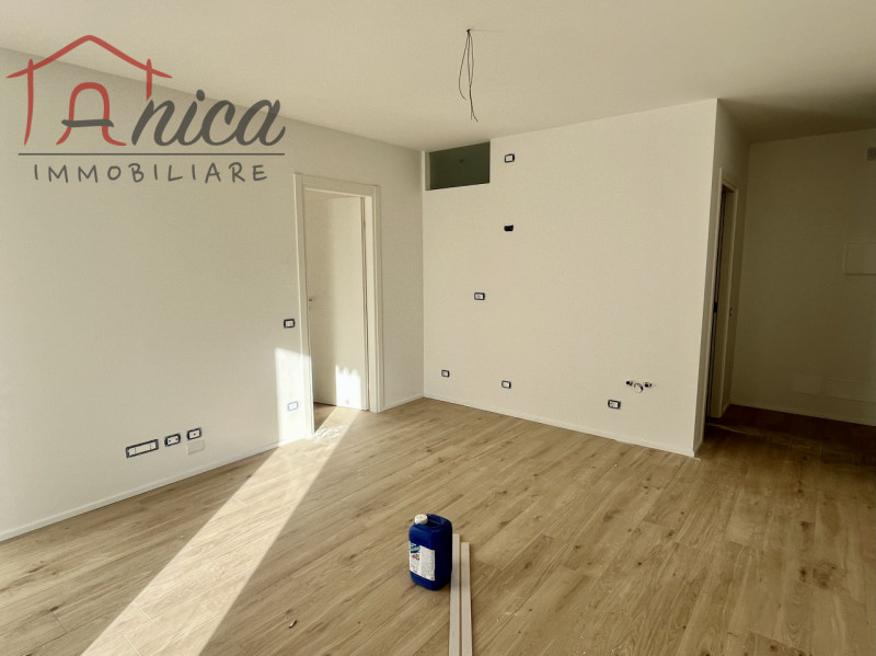 Immagine 5 di Appartamento in vendita  in Via della Canova a Trento