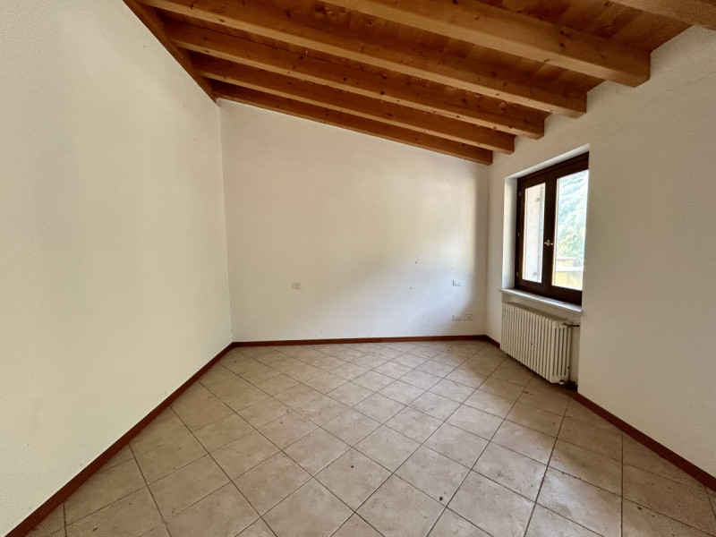 Immagine 11 di Villetta a schiera in vendita  in Via Don Giuseppe Padovani a Selva Di Progno