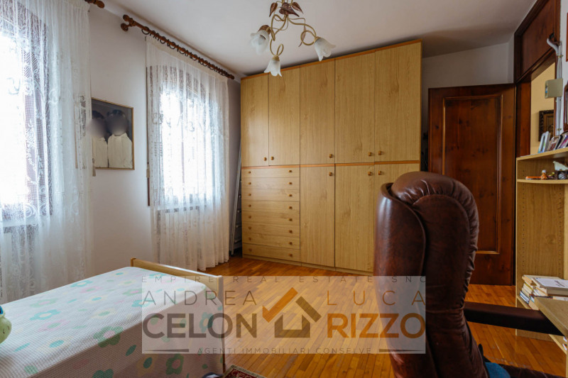 Foto annuncio 24