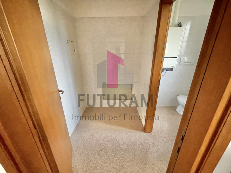 Foto annuncio 24