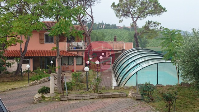 Foto annuncio 2