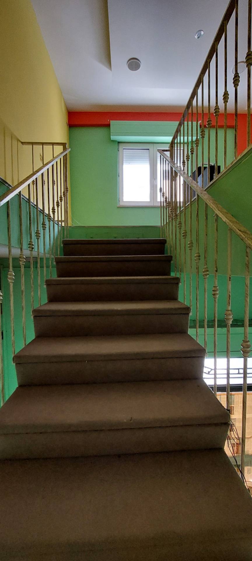 Immagine 5 di Locale commerciale in affitto  in corso europa a Ariano Irpino