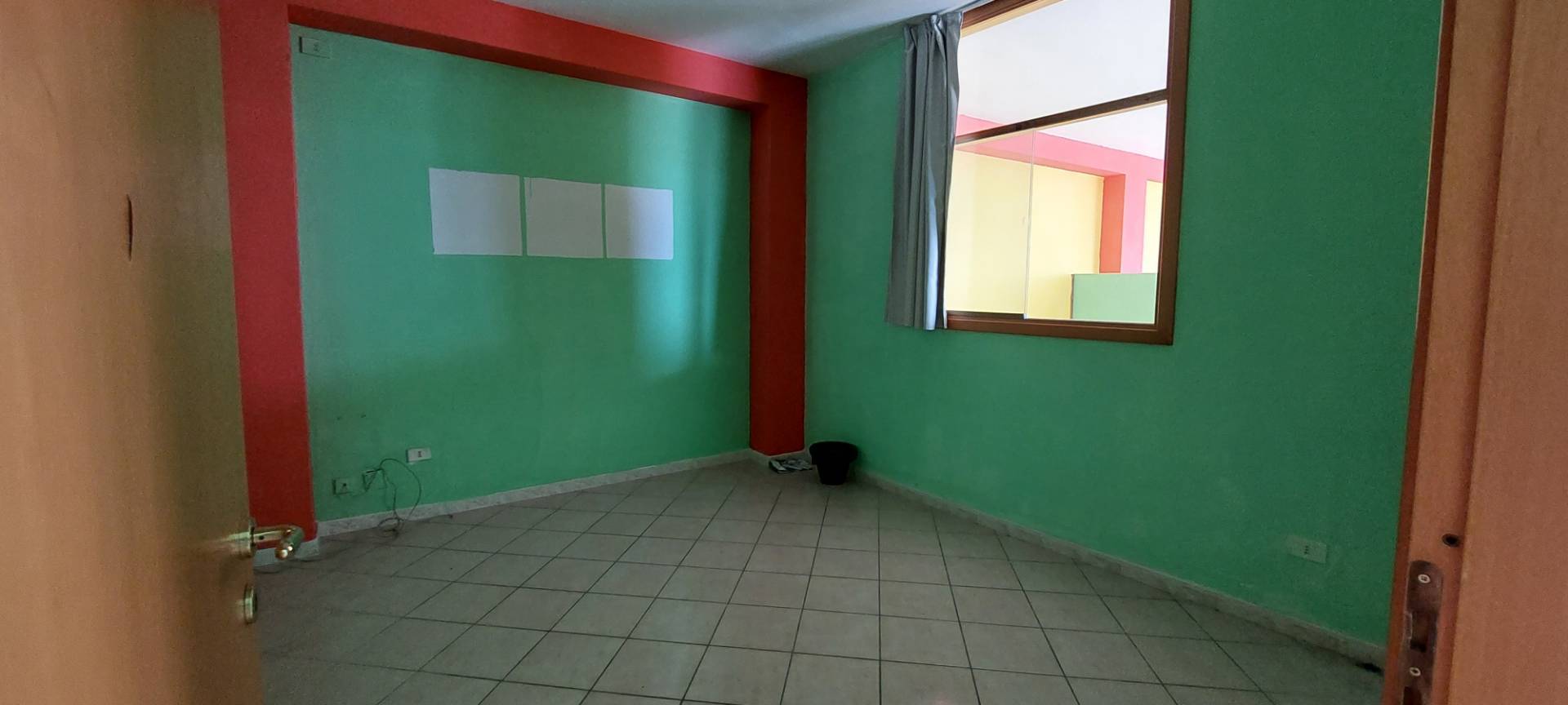 Immagine 10 di Locale commerciale in affitto  in corso europa a Ariano Irpino