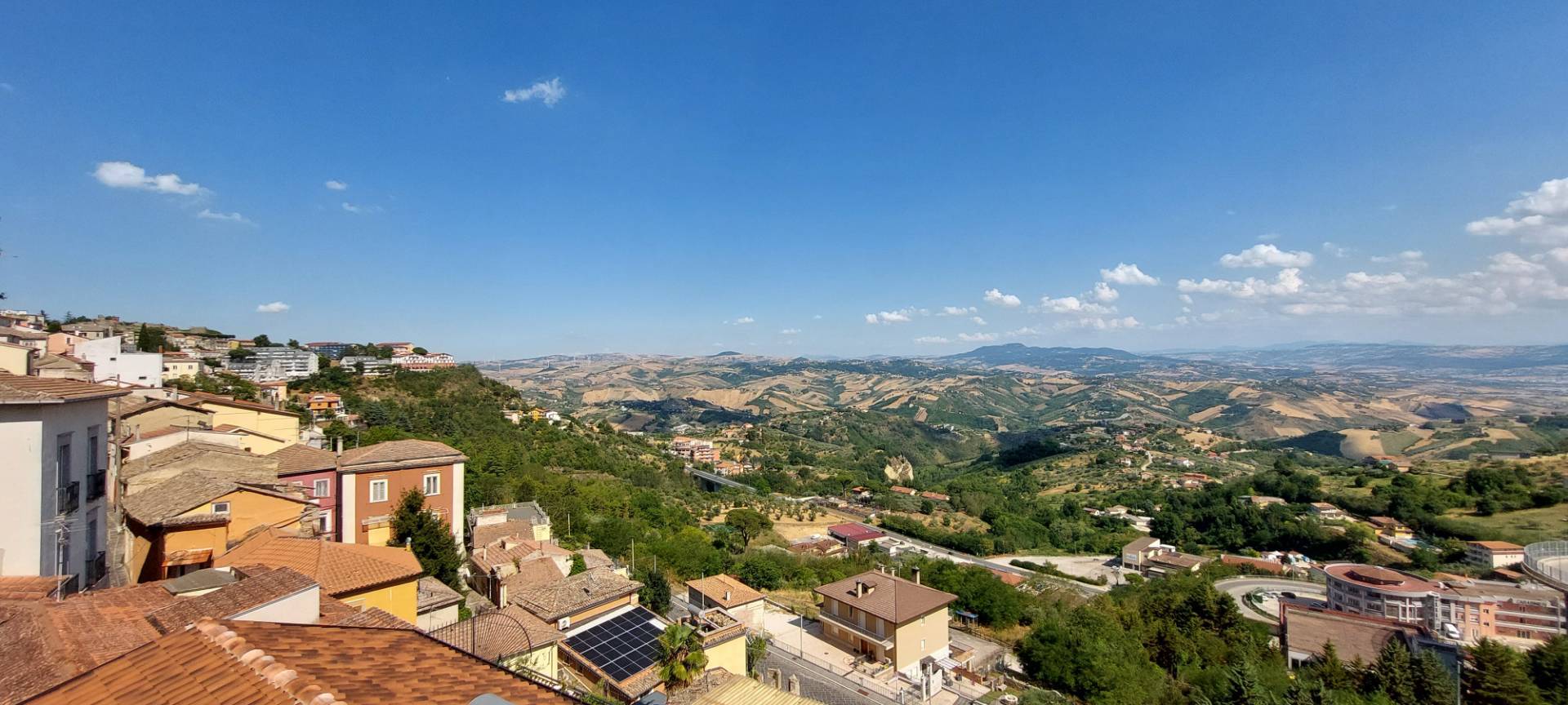 Immagine 15 di Locale commerciale in affitto  in corso europa a Ariano Irpino