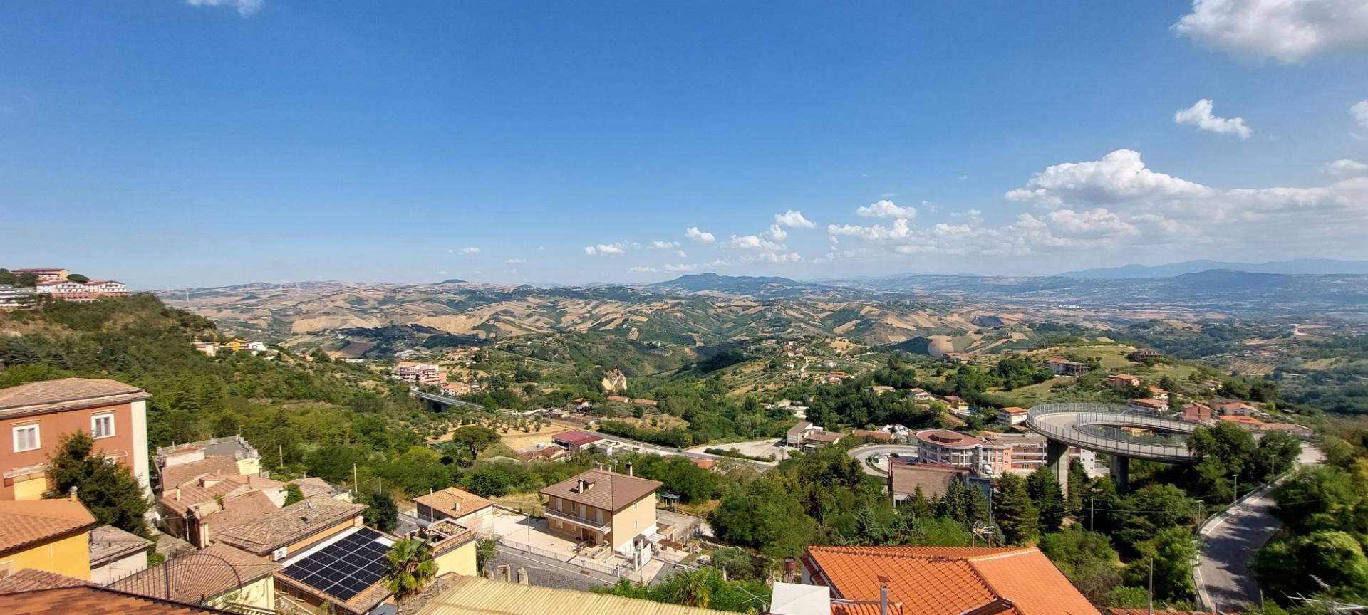 Immagine 16 di Locale commerciale in affitto  in corso europa a Ariano Irpino