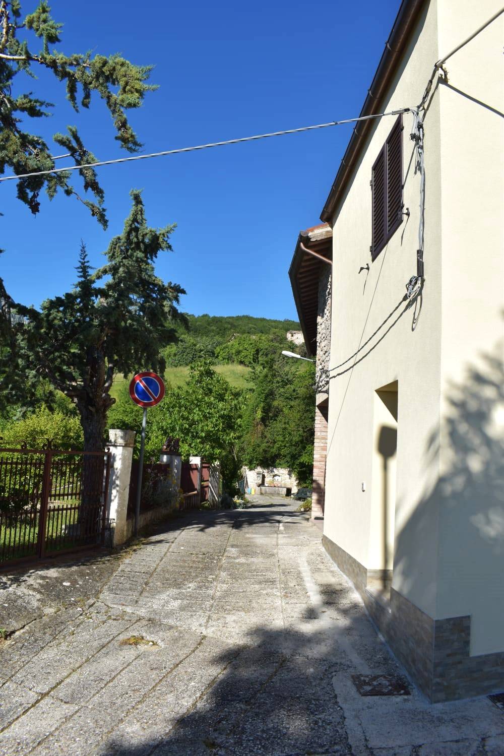 Immagine 15 di Casa indipendente in vendita  in vetice a Montefortino