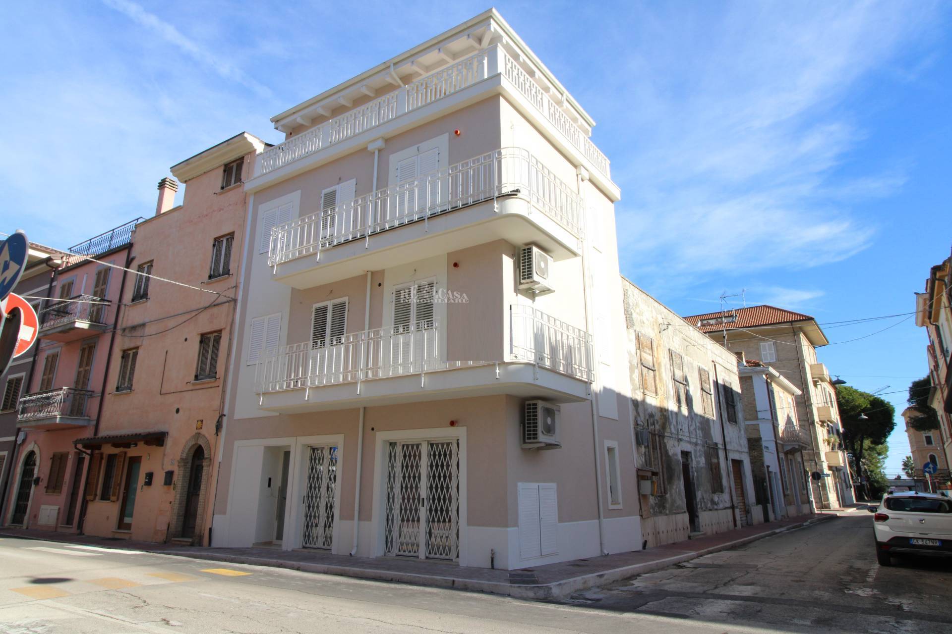 Immagine 1 di Appartamento in vendita  in Via cairoli 95 a Grottammare