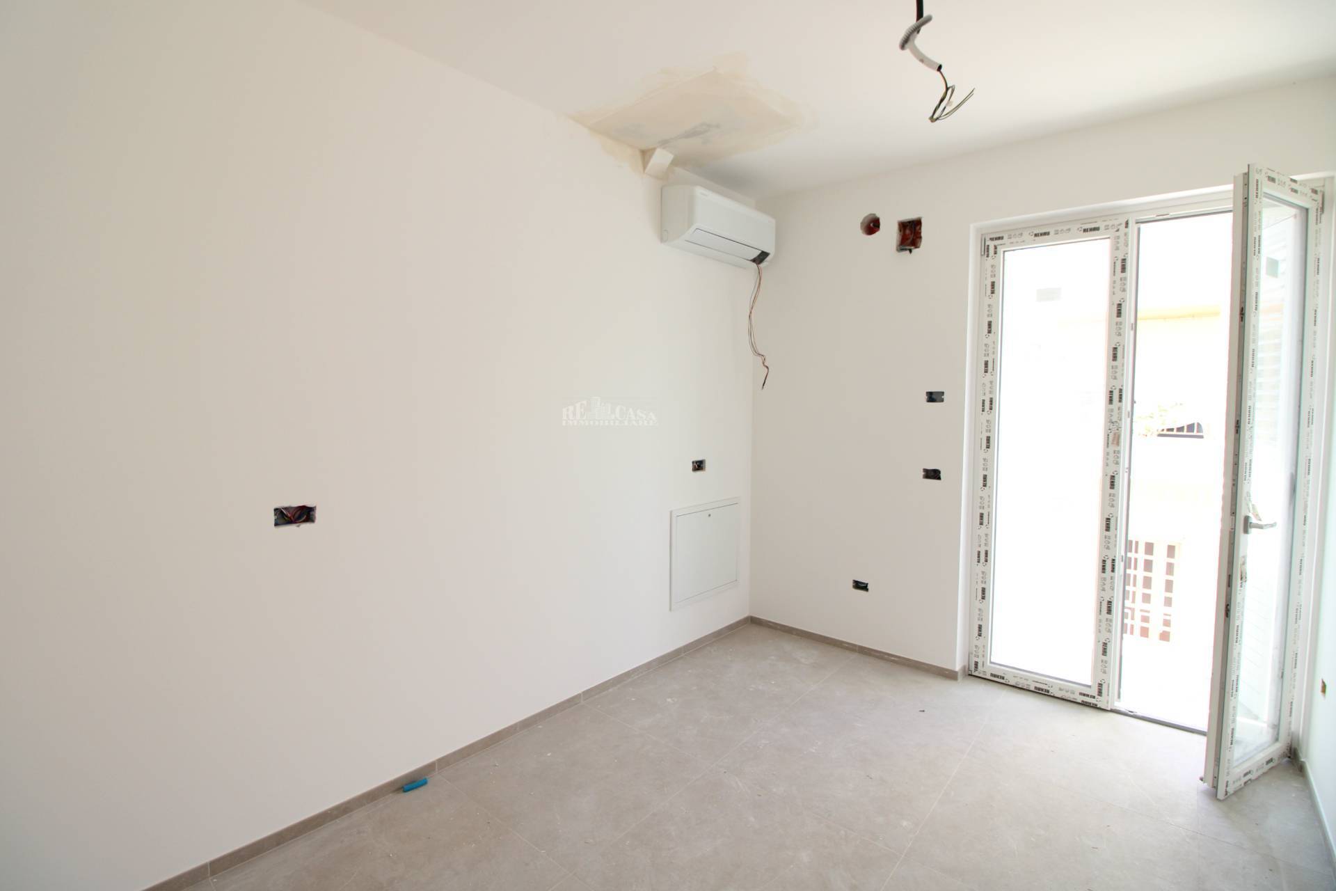 Immagine 20 di Appartamento in vendita  in Via cairoli 95 a Grottammare