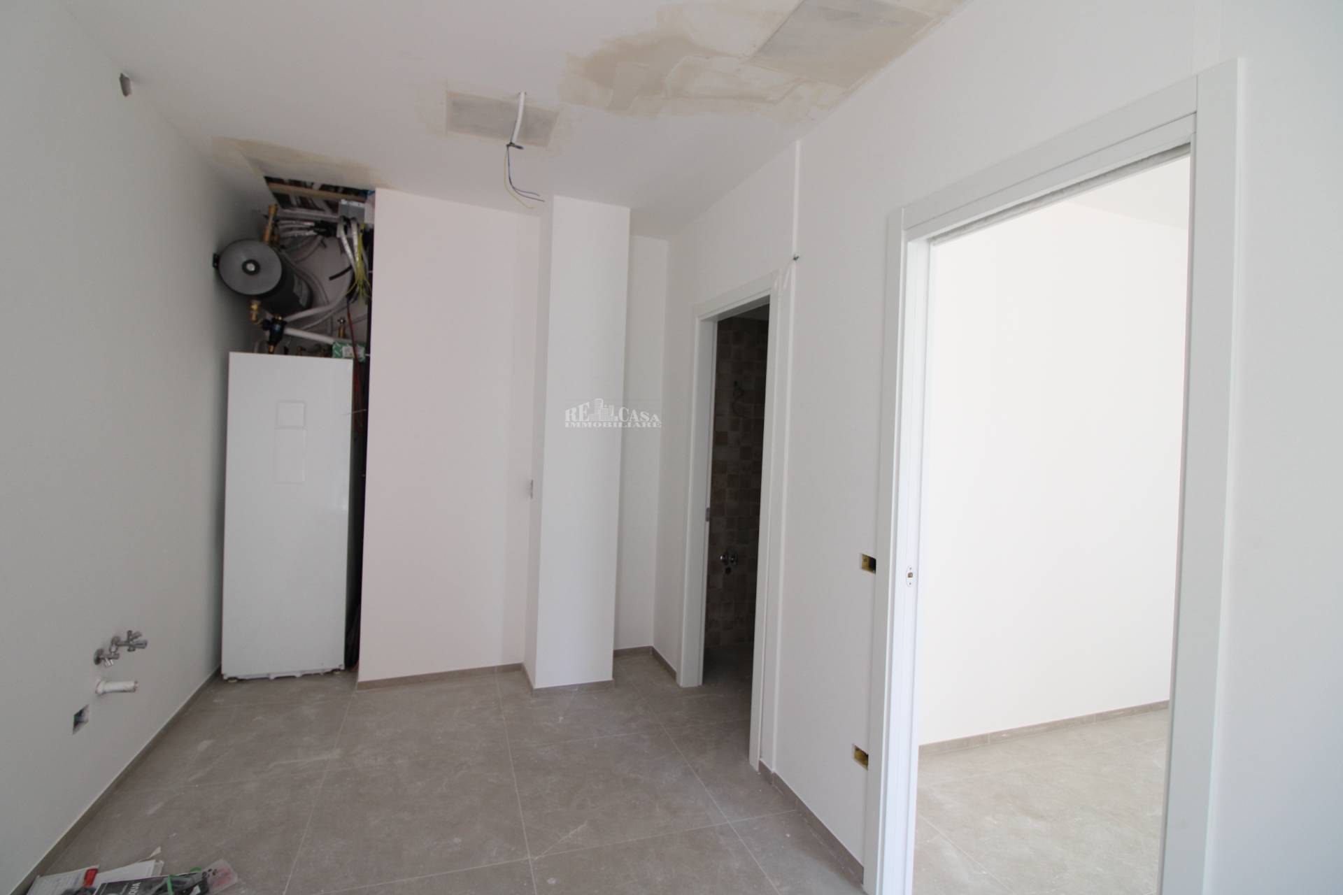 Immagine 25 di Appartamento in vendita  in Via cairoli 95 a Grottammare