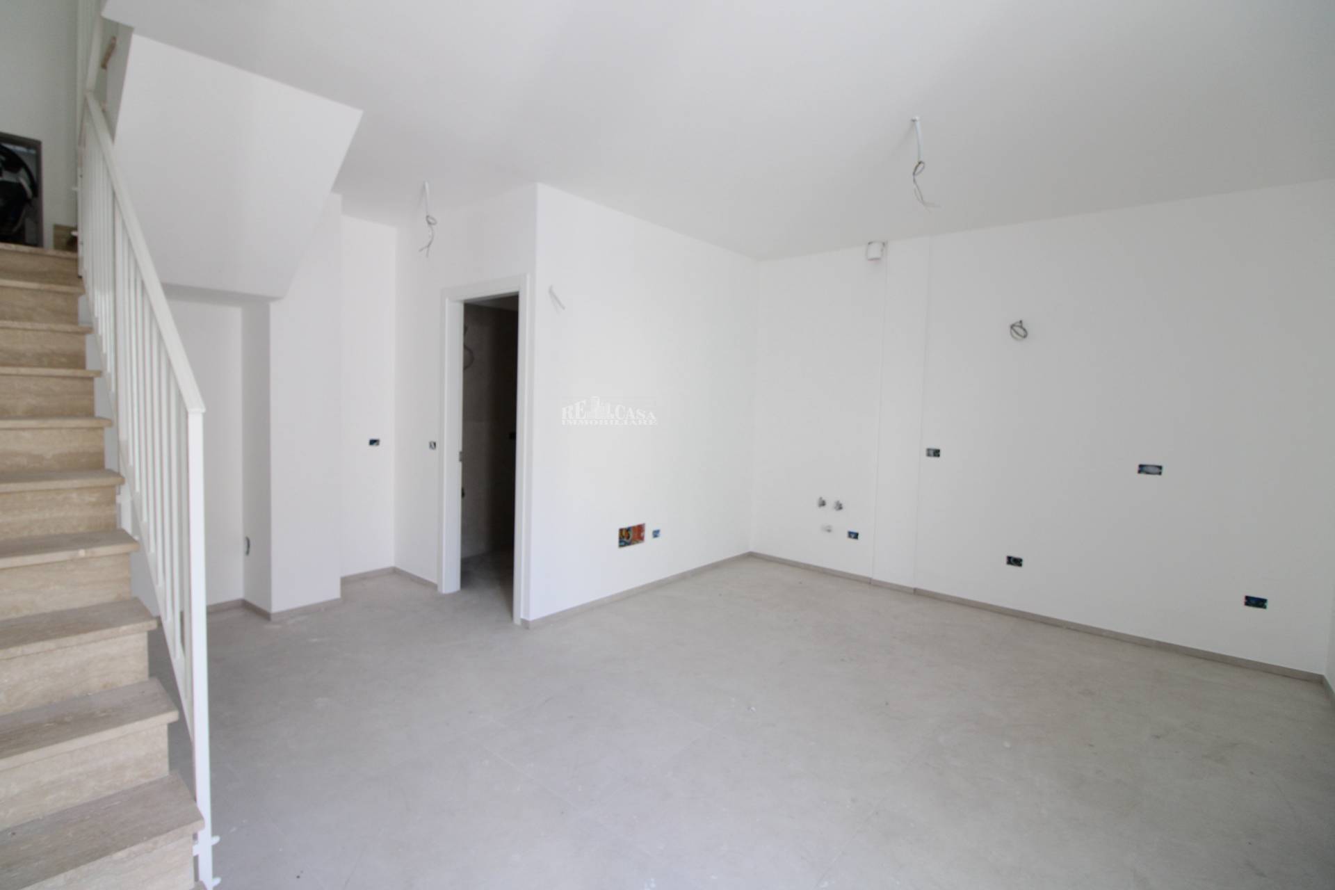 Immagine 33 di Appartamento in vendita  in Via cairoli 95 a Grottammare