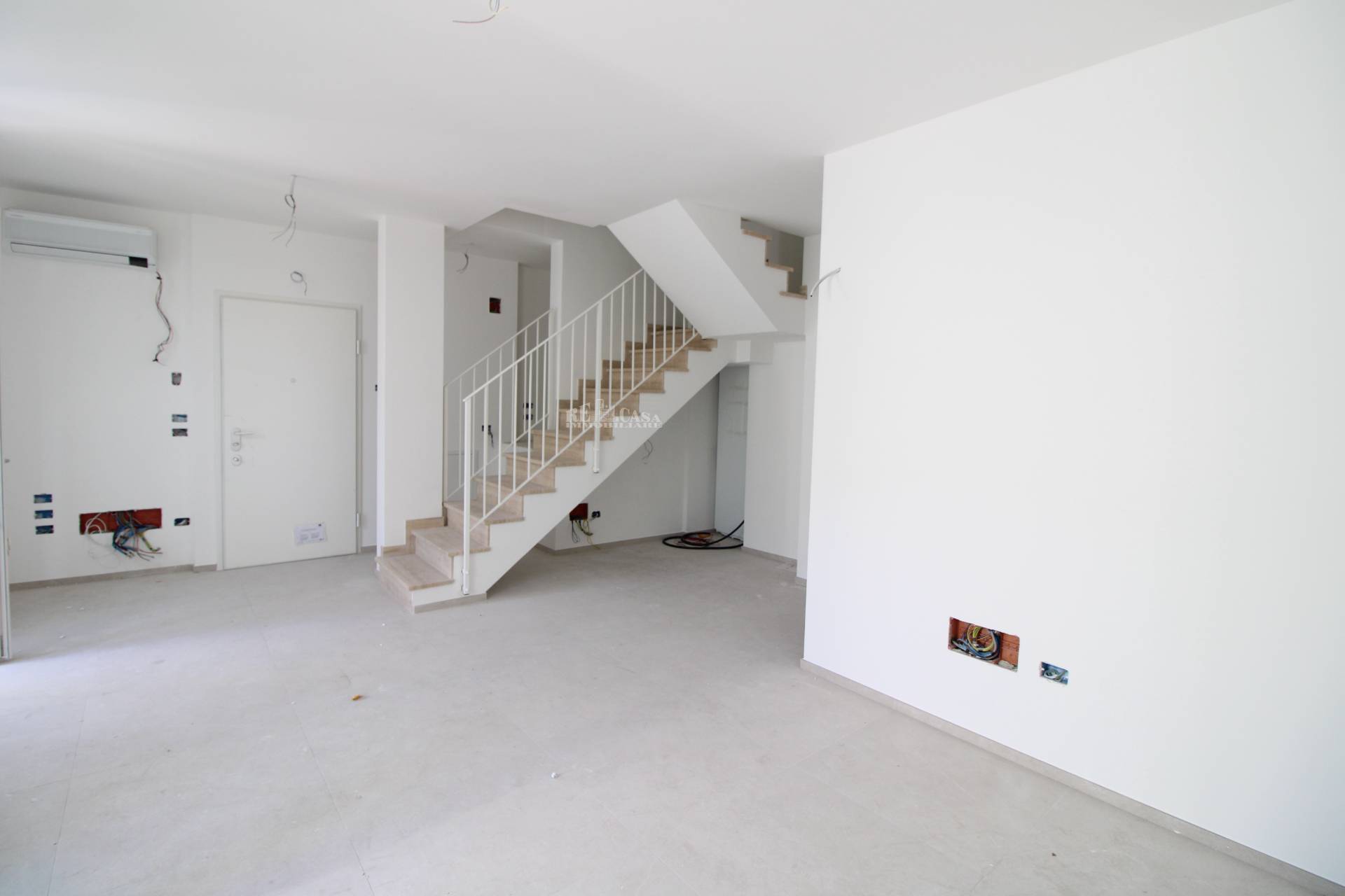 Immagine 36 di Appartamento in vendita  in Via cairoli 95 a Grottammare