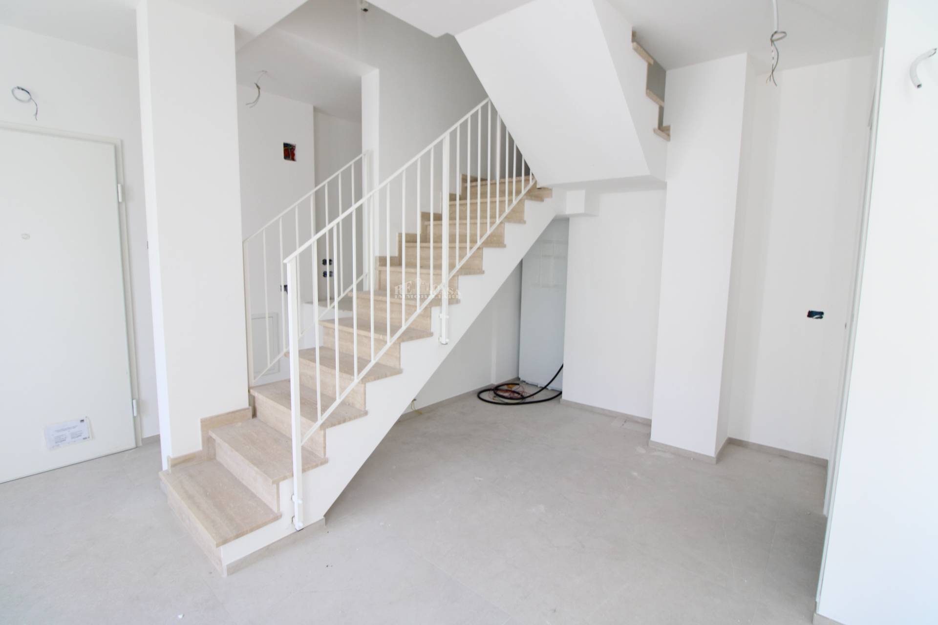 Immagine 38 di Appartamento in vendita  in Via cairoli 95 a Grottammare