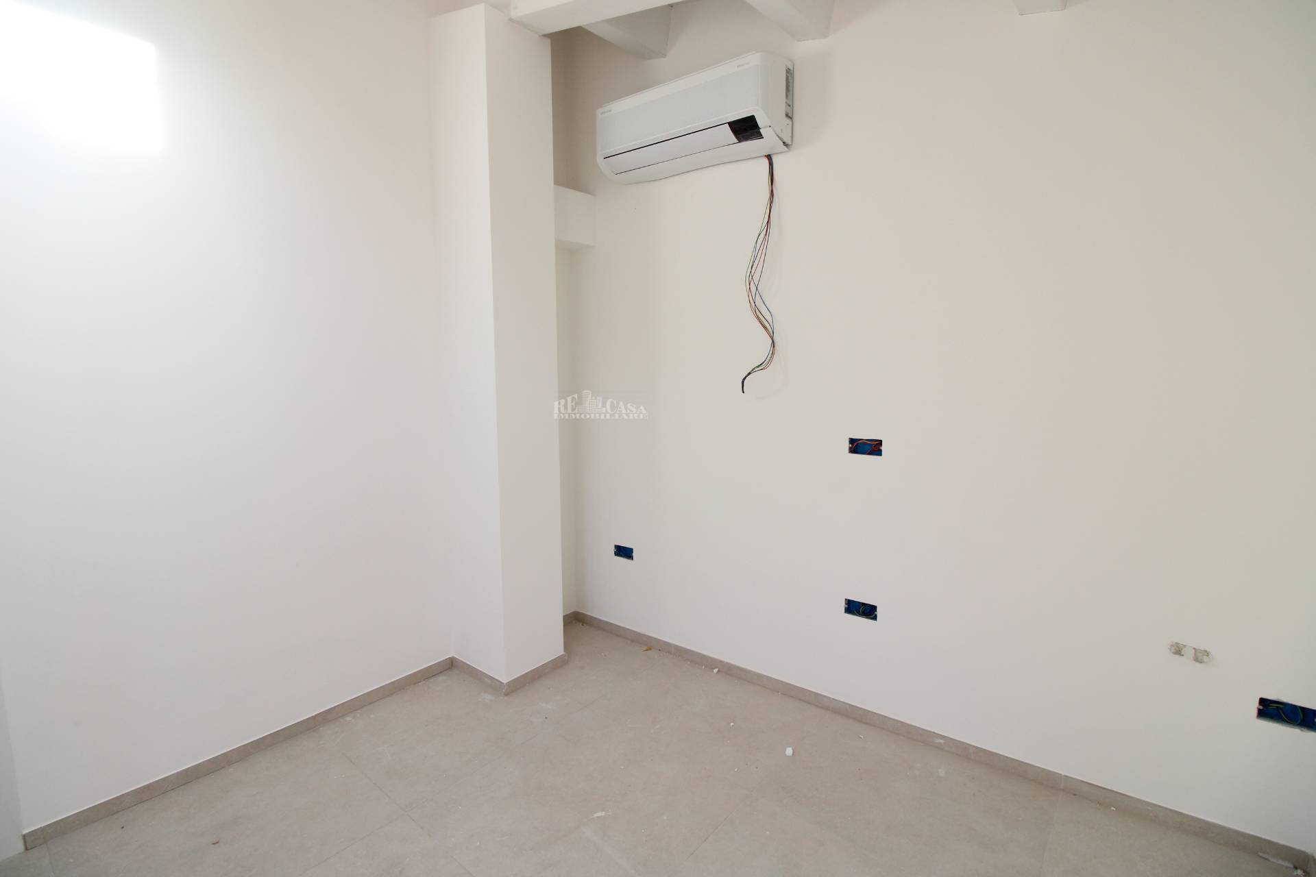 Immagine 44 di Appartamento in vendita  in Via cairoli 95 a Grottammare