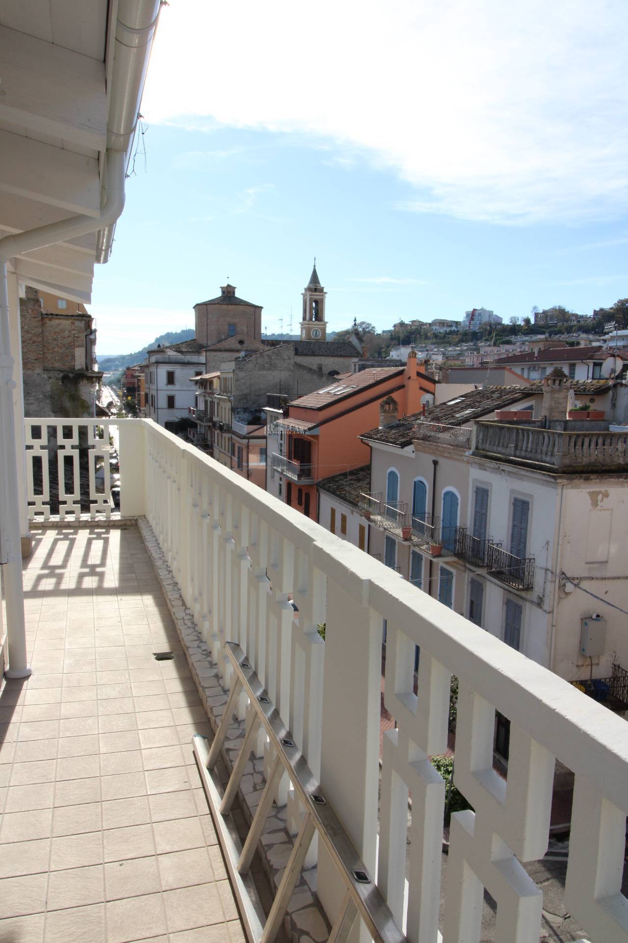 Immagine 56 di Appartamento in vendita  in Via cairoli 95 a Grottammare