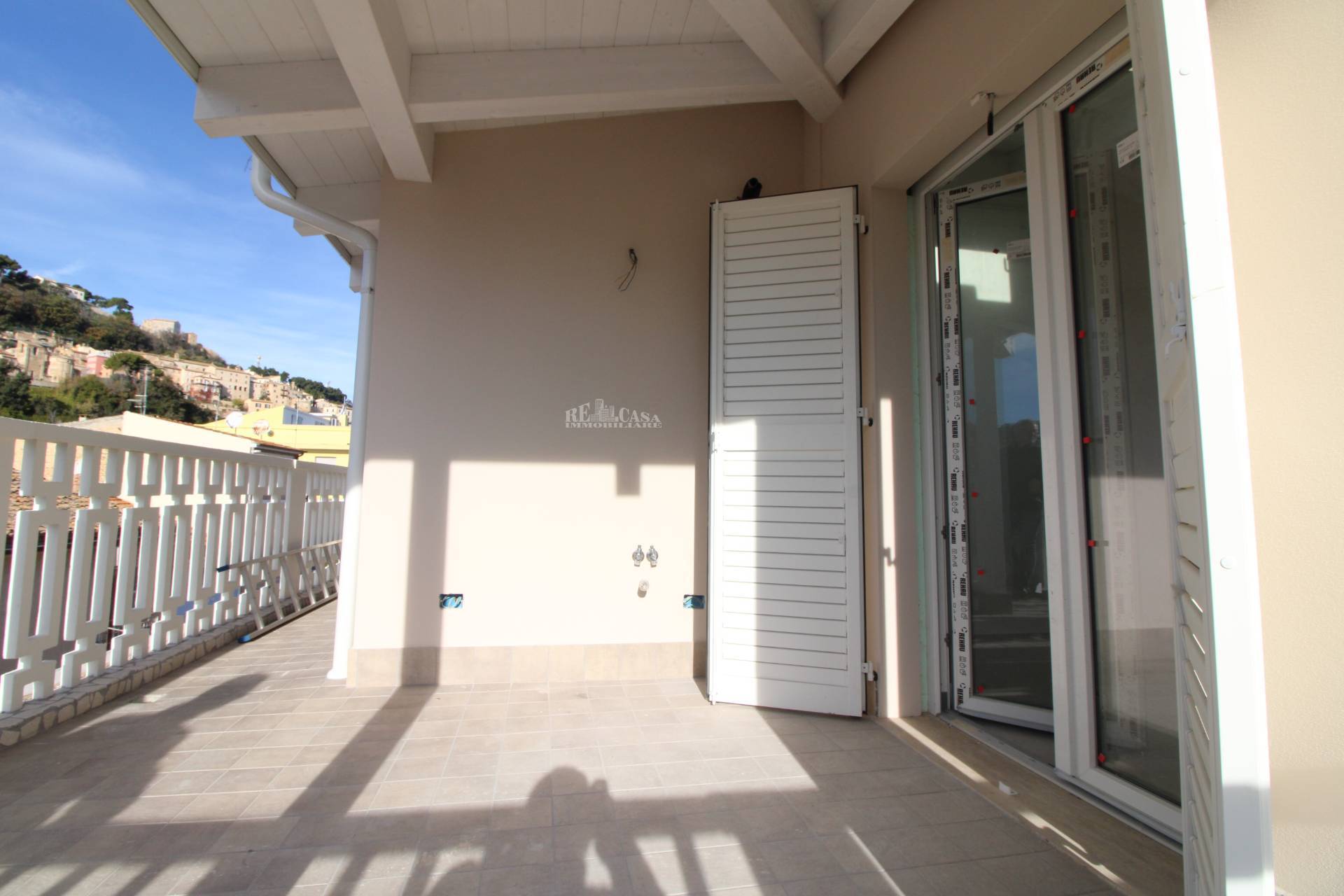 Immagine 57 di Appartamento in vendita  in Via cairoli 95 a Grottammare