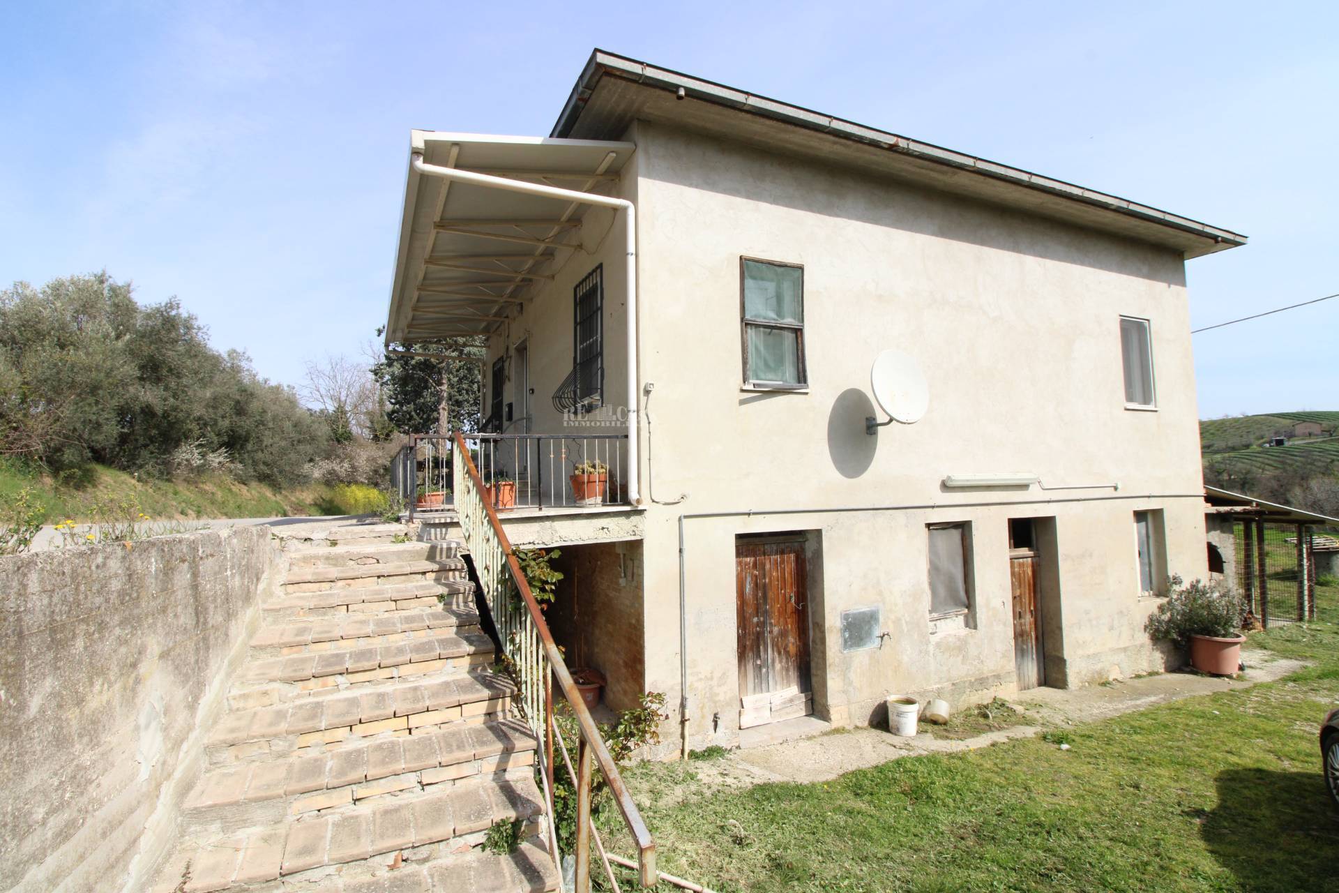 Immagine 15 di Casa indipendente in vendita  in contrada tesino 45 a Offida