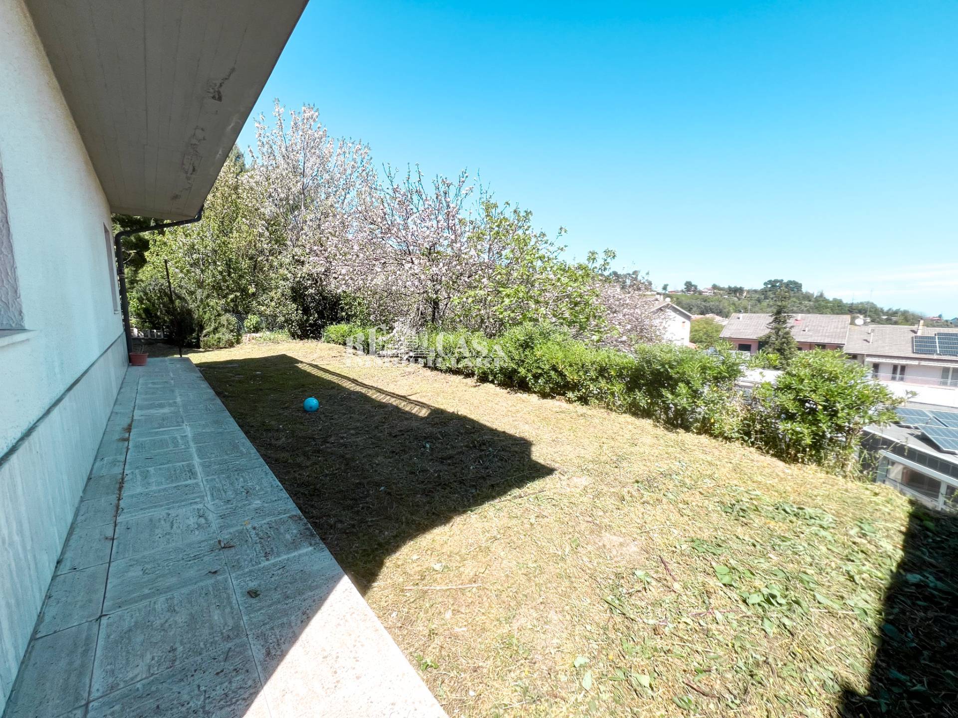 Immagine 5 di Appartamento in vendita  in VIa Mazzini 23 a Acquaviva Picena