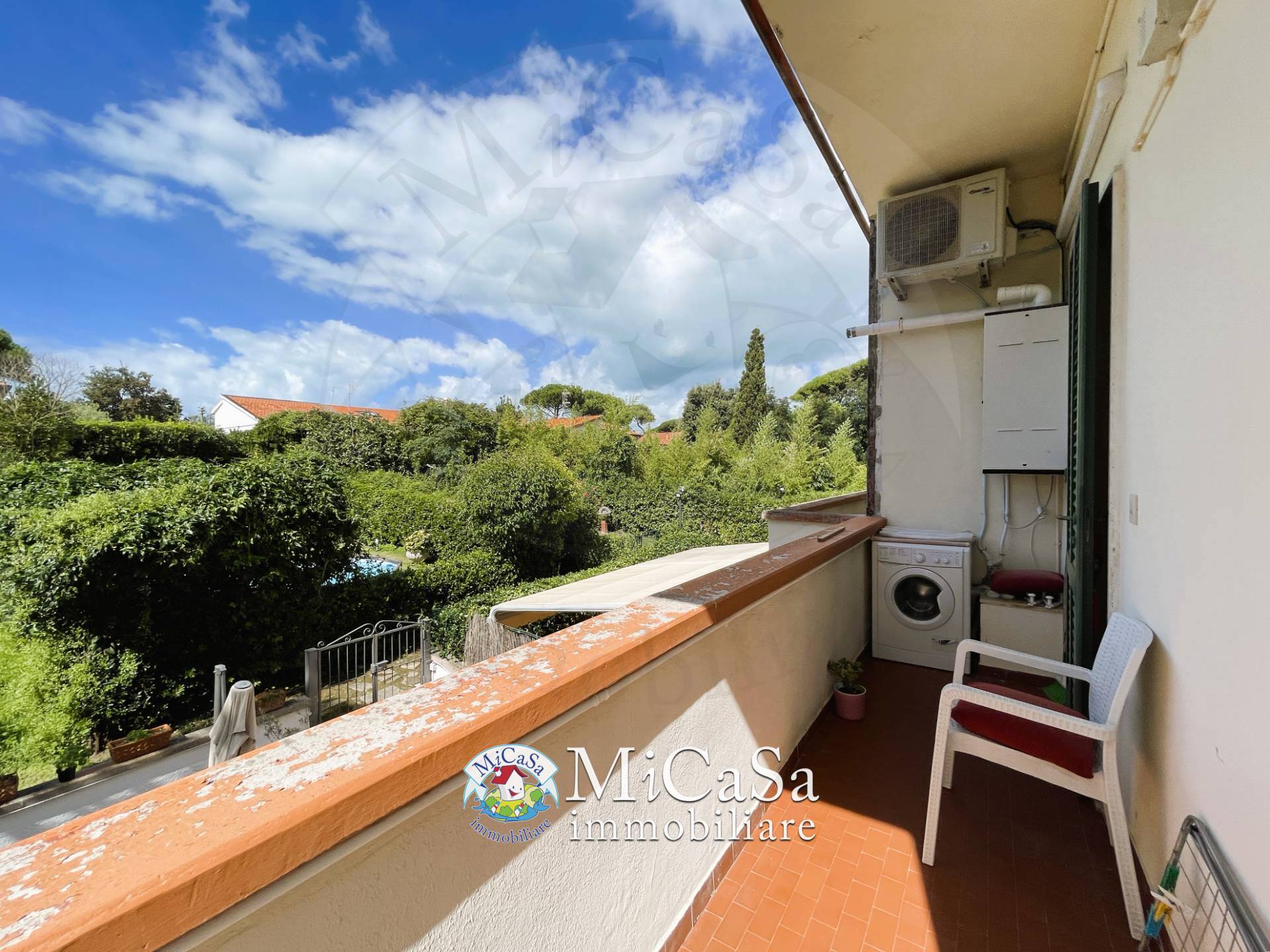 Immagine 10 di Appartamento in vendita  in Via Delle Salvie 14 a Pisa